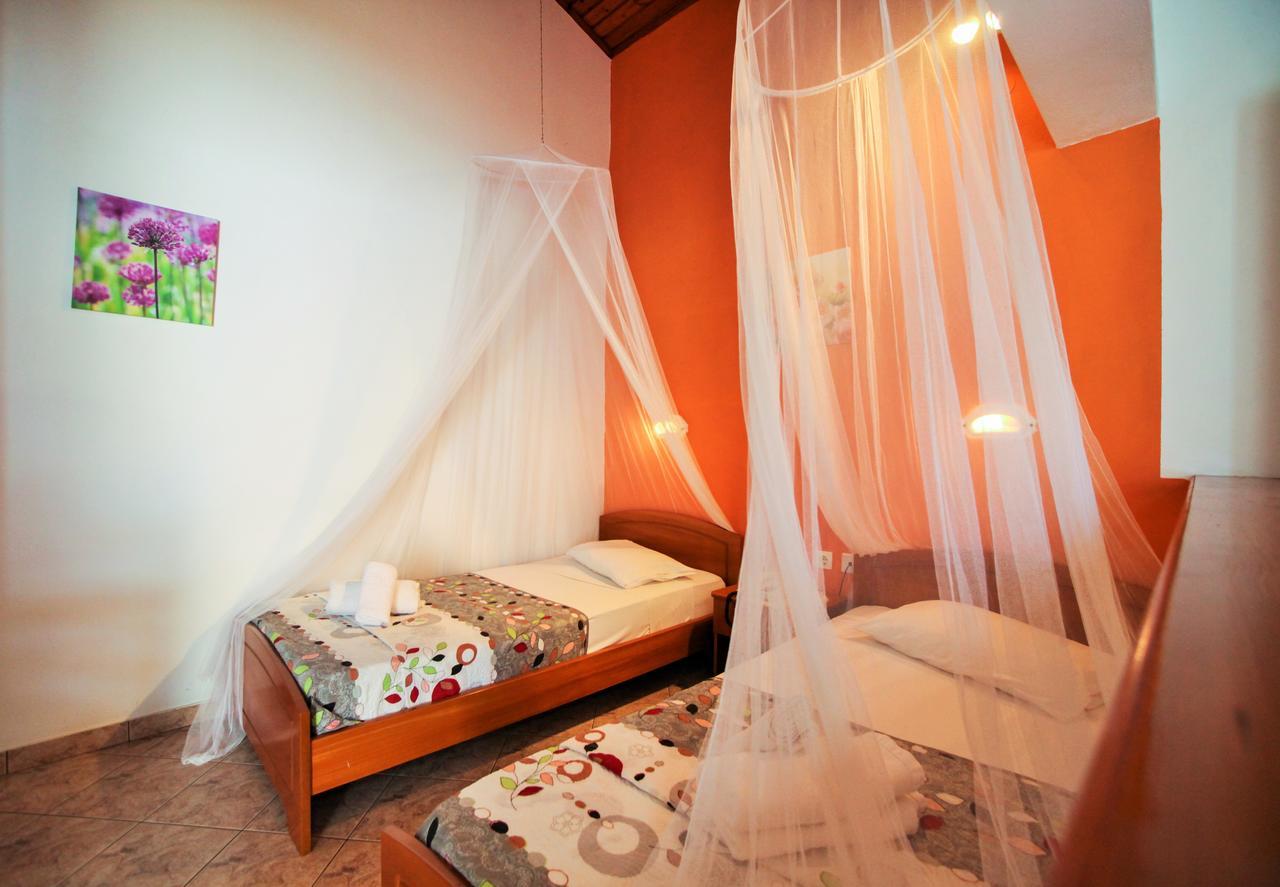 Apartments Mary Agios Gordios  Exterior photo