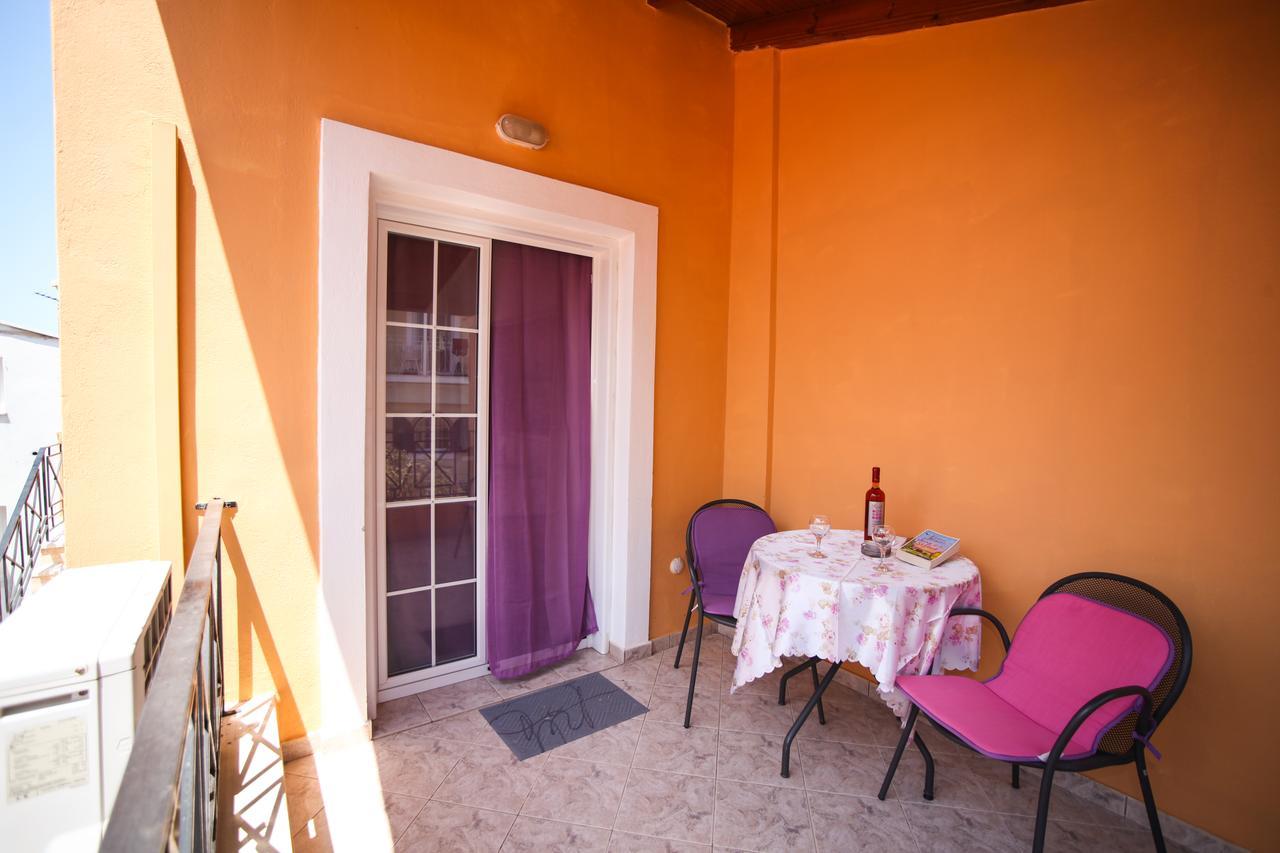 Apartments Mary Agios Gordios  Exterior photo