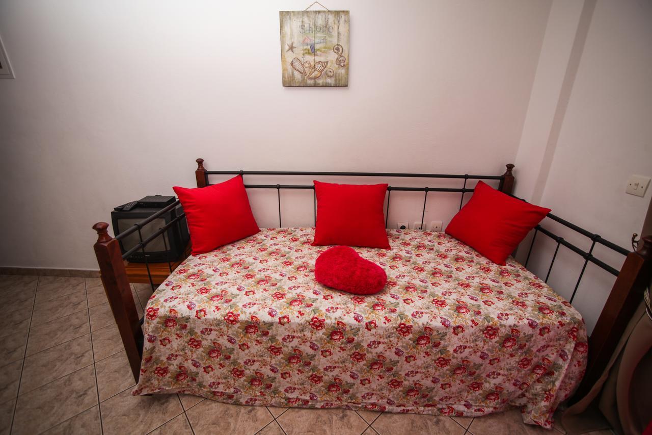 Apartments Mary Agios Gordios  Exterior photo