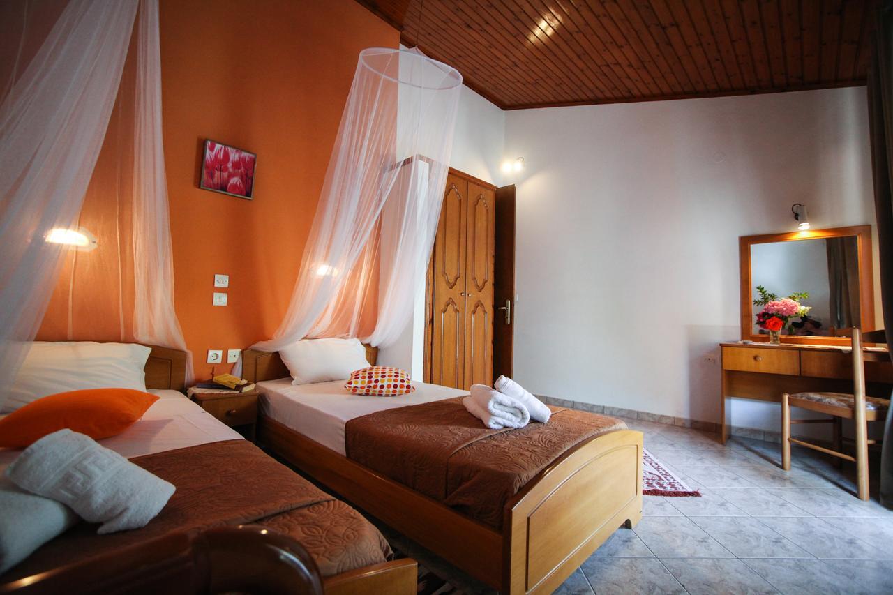 Apartments Mary Agios Gordios  Exterior photo