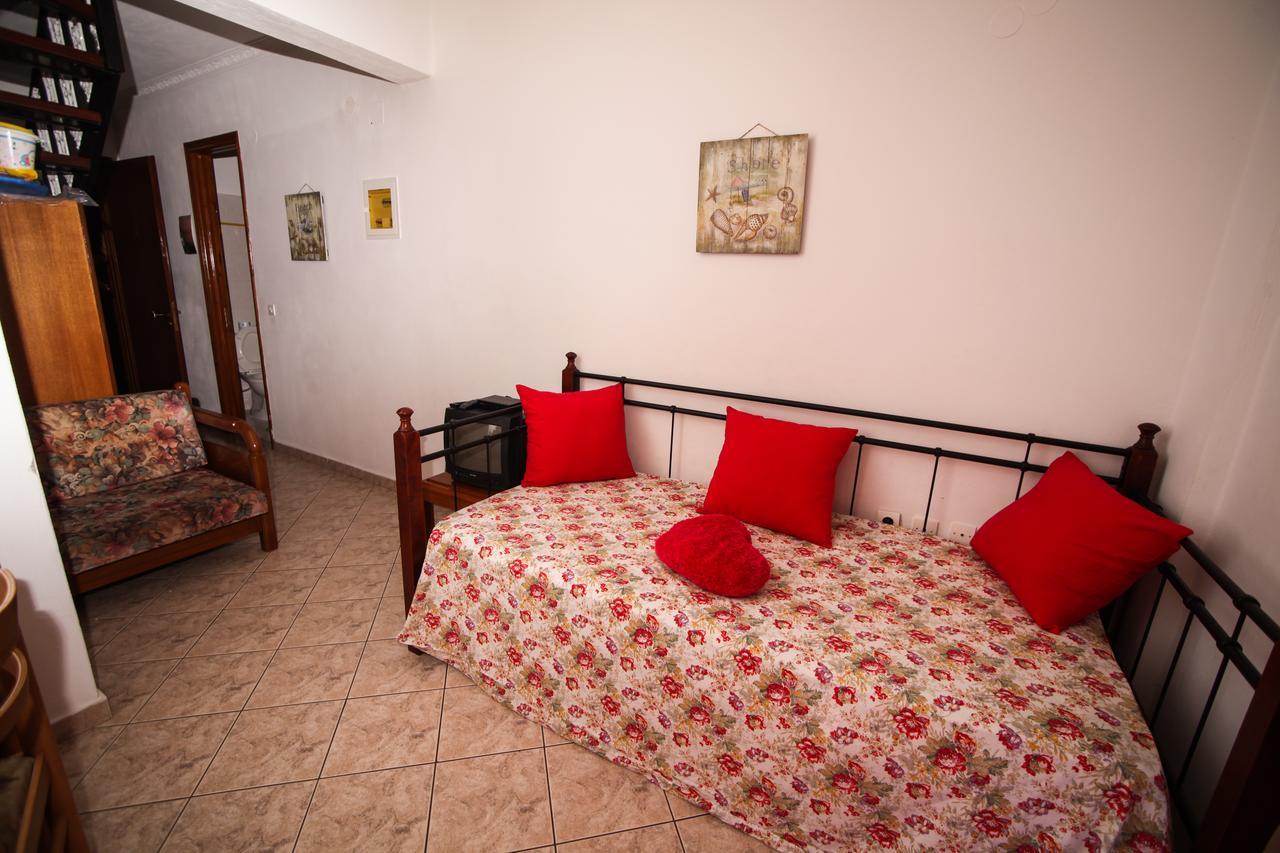 Apartments Mary Agios Gordios  Exterior photo